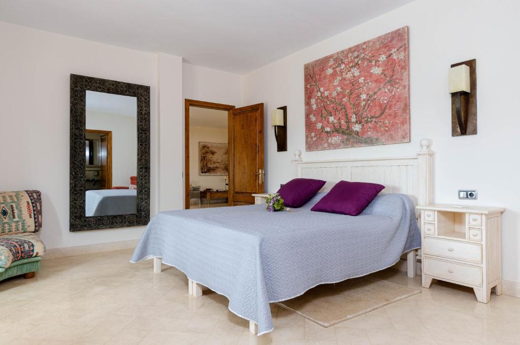 Fotografie z fotogalerie ubytování YourHouse Na Clavet, finca with natural pool near Cala D'Or v destinaci Santanyi