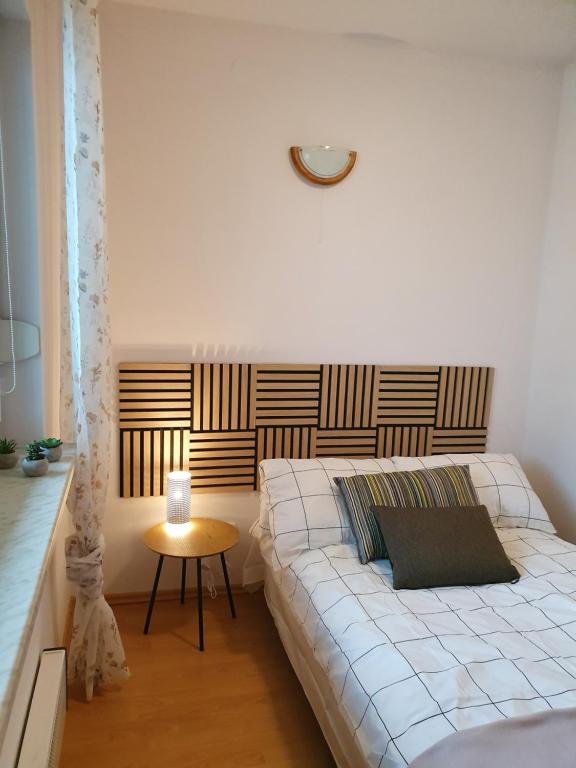 Apartament 7 Bystrzycka - Bliżej Zdroju - Apartamento De Una Habitación
