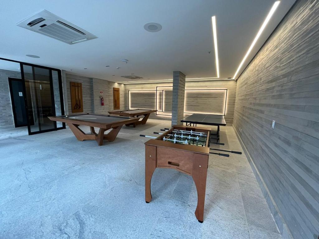 Stolní tenis v ubytování Smart Salinas Premium Resort nebo okolí