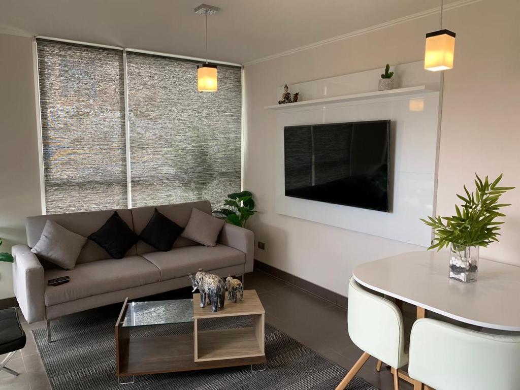 Gallery image of Departamento 1D Playa Huantajaya in Iquique