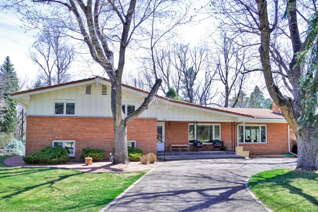 The building in which the holiday home is located