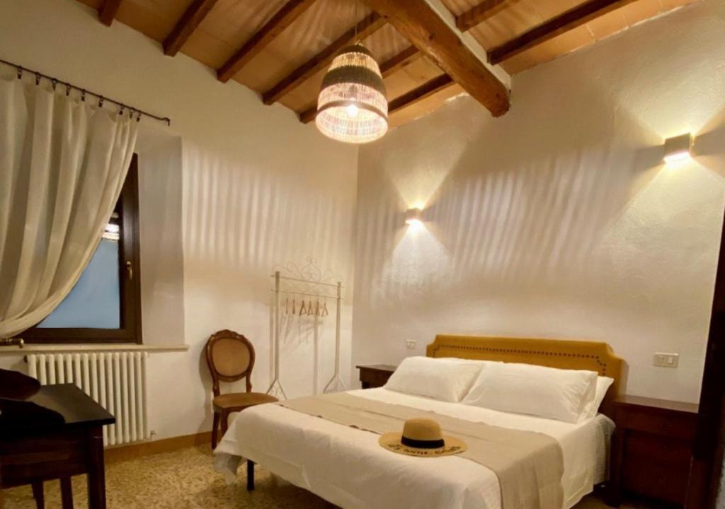 DIMORA DEL POGGIO - Charming Historic Centre - San Quirico d'Orcia - Suite With Garden View