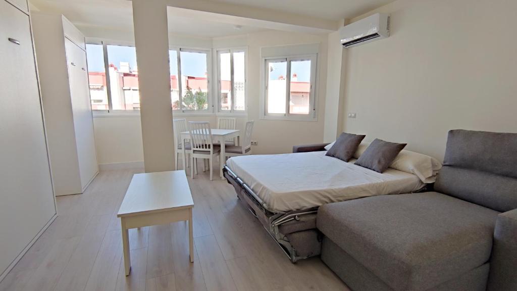 Posteľ alebo postele v izbe v ubytovaní Gaviotas Beach - Alojamientos La Torre
