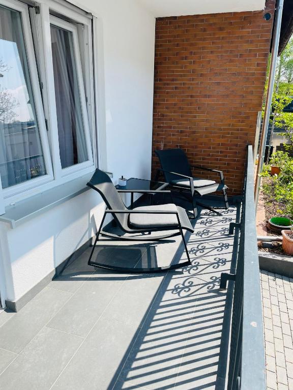 Prime Host Balcony Apartment - 19