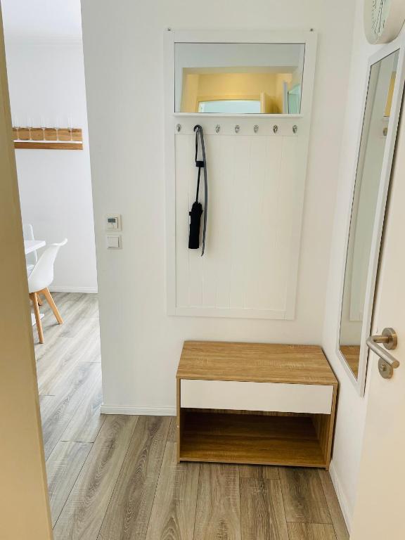 Prime Host Balcony Apartment - 18