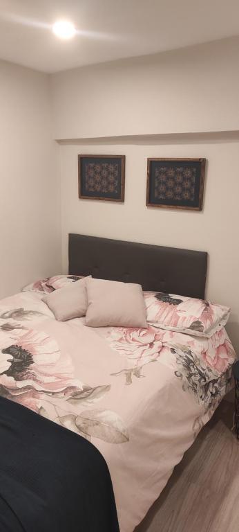 Posteľ alebo postele v izbe v ubytovaní Apartamento con encanto en Casco Histórico de Burgos