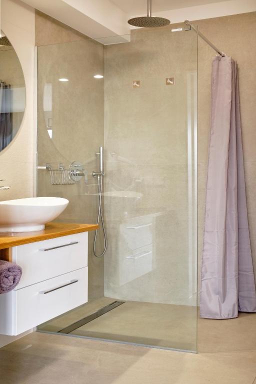 Office Park Aparthotel - One-Bedroom Apartment