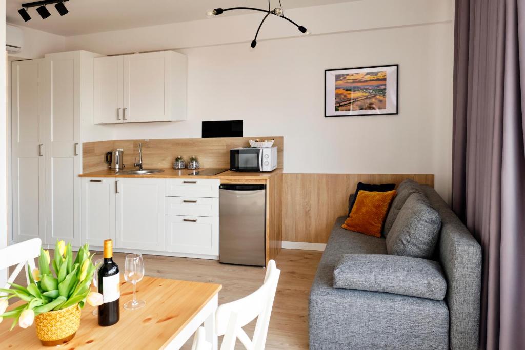 Office Park Aparthotel - Deluxe King Suite