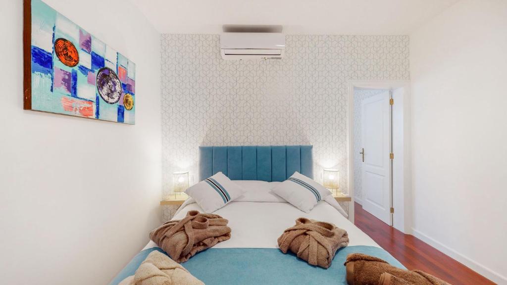 Postel nebo postele na pokoji v ubytování VILLA ANIL Lanzarote
