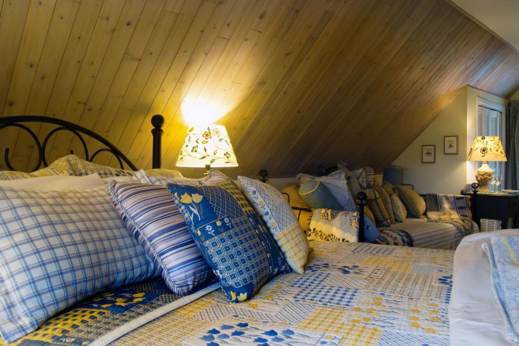 Le Petit Clocher Gite Touristique B & B - Koningin