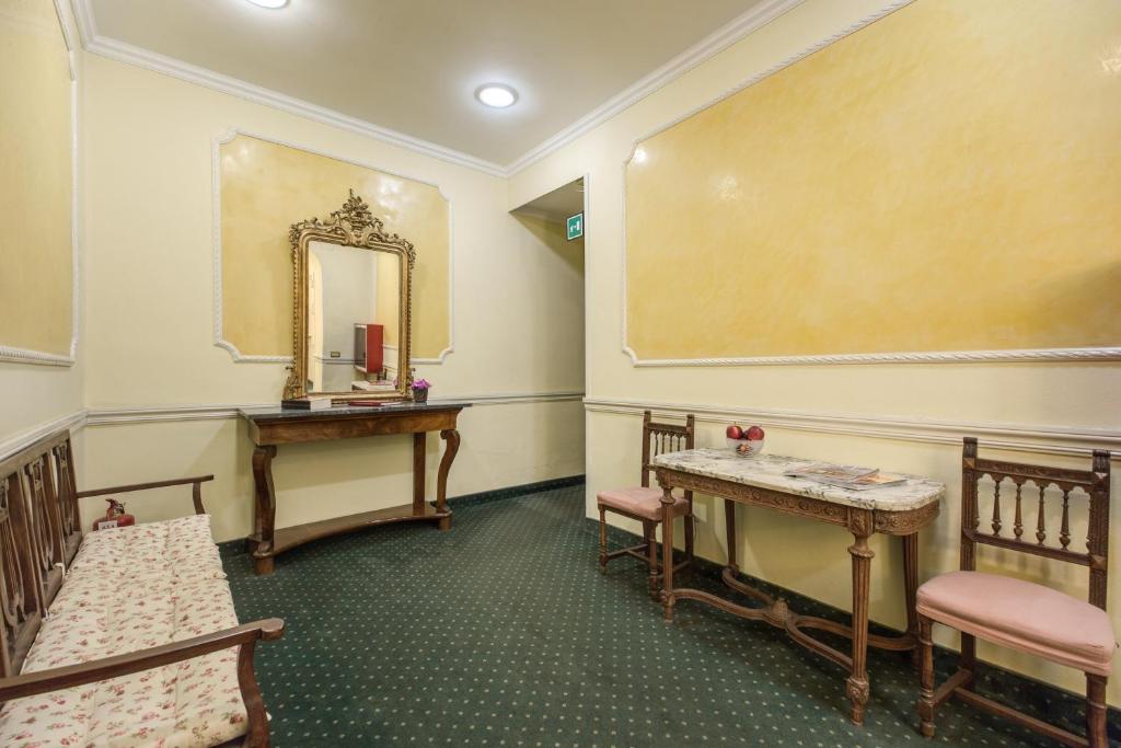 Posezení v ubytování Hotel St. Moritz