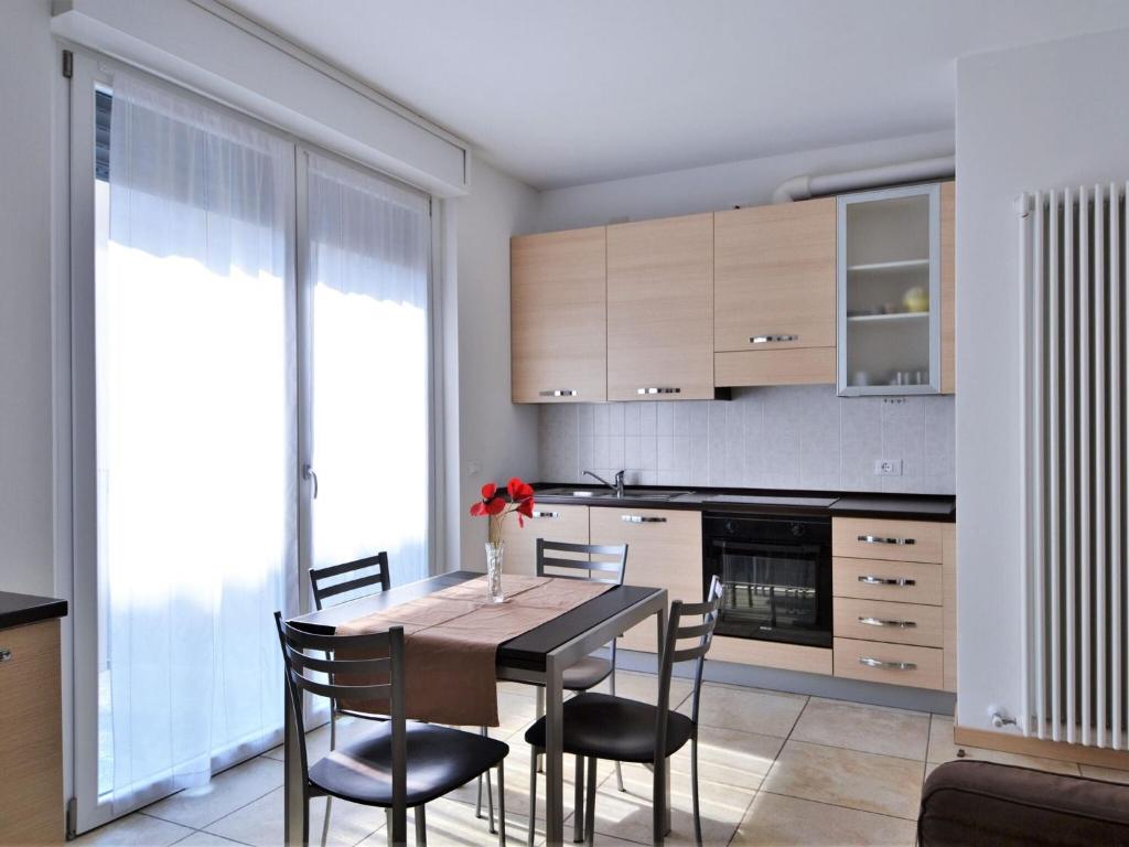 Kuchyňa alebo kuchynka v ubytovaní Lake Como Apartment in Dervio