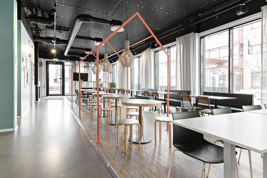 Forenom Hotels & Apartments Kista - Resim 1