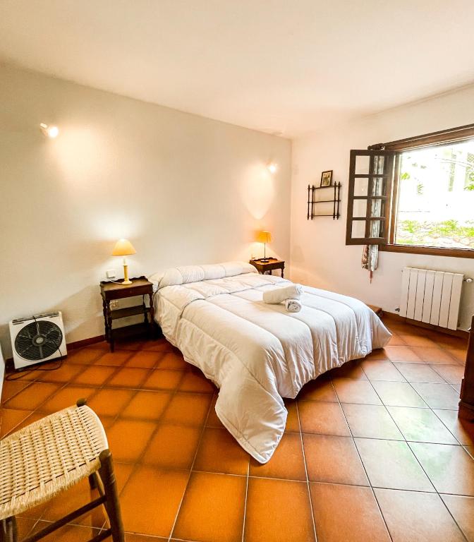 Postel nebo postele na pokoji v ubytování Villa La Torreta REF 056
