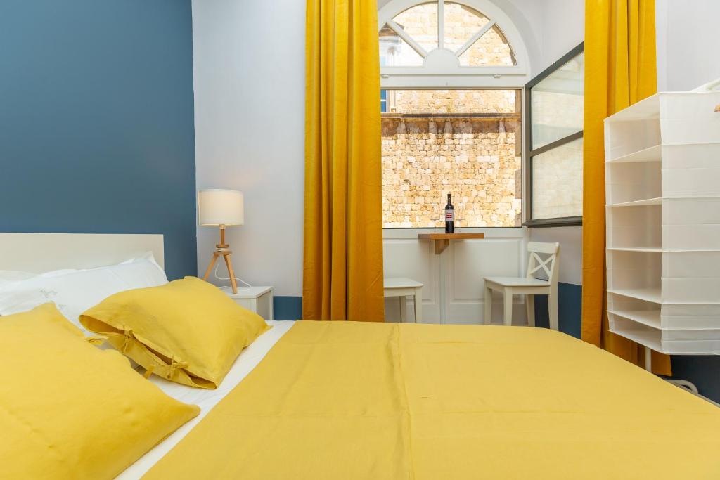 Posteľ alebo postele v izbe v ubytovaní Kenova apartment Old Town