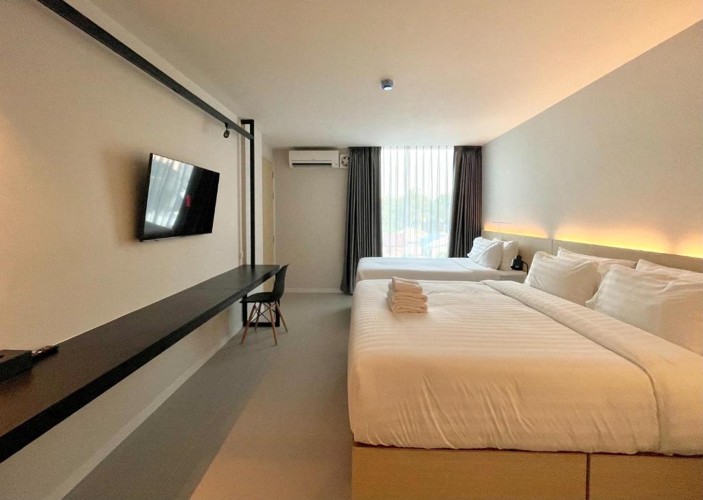 
Standard Family Room 3
