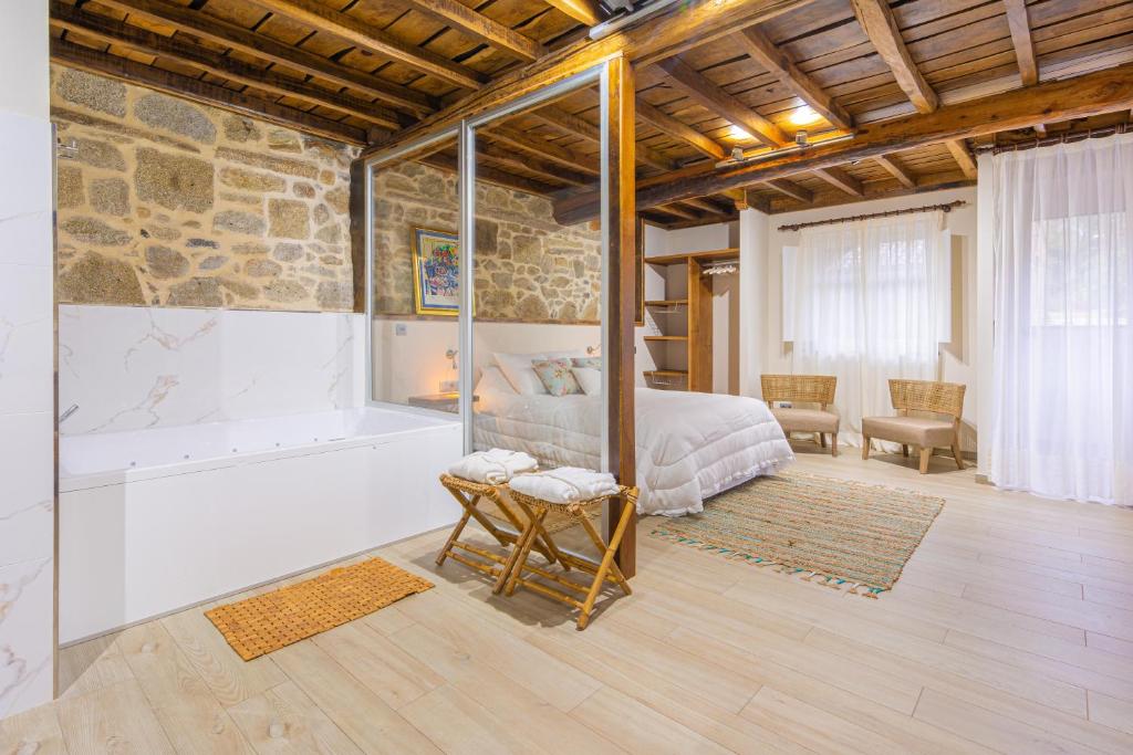 Entre Os Ríos - Casa Rural y Enoturismo - Deluxe Suite With Spa Bath