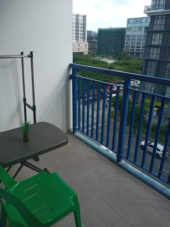 Balkón nebo terasa v ubytování LIAM's Staycation