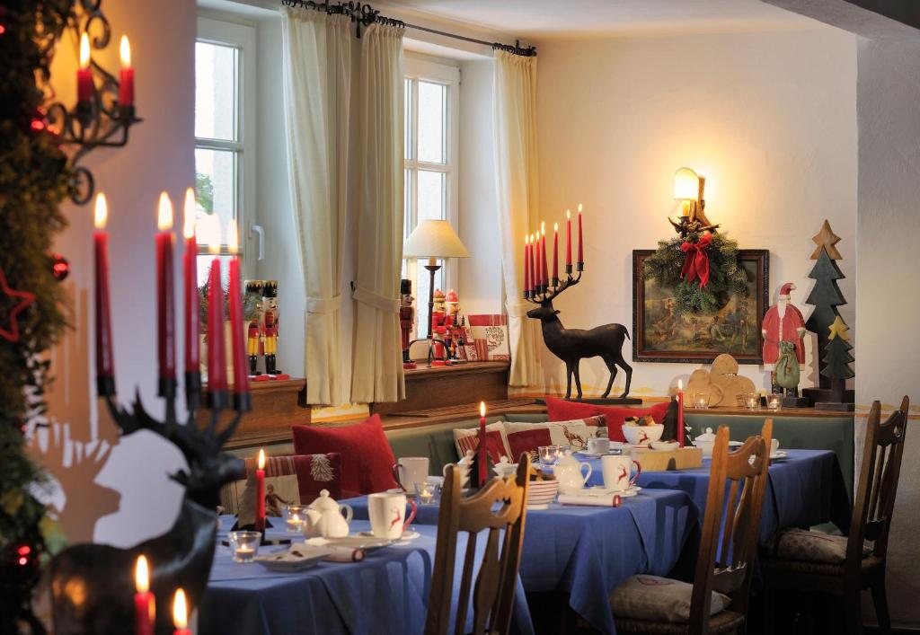 Restaurace v ubytování Hotel Waldhaus Föckinghausen