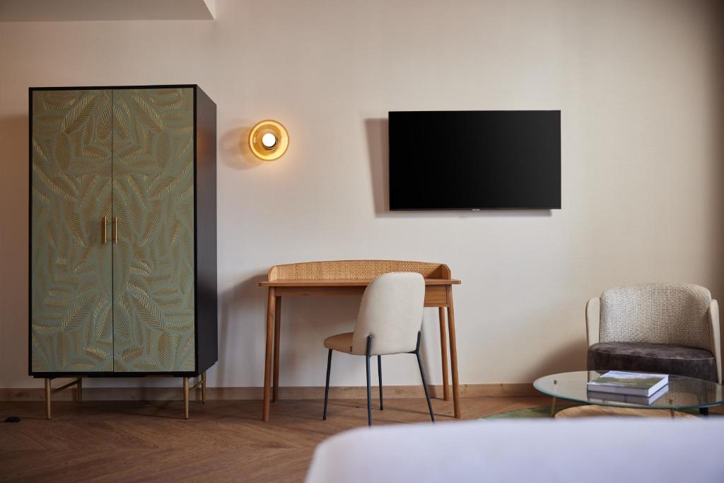 Hotel Arsenaal Delft - Superior Double Or Twin Room