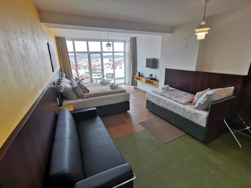 Hotel Avion - National Cultural Monument - ICONIC HOUSES ORG - Resim 10