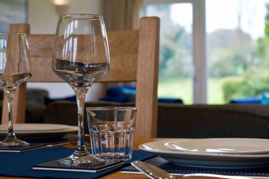 Spacious 5 bed in the countryside, close to Frinton-On-Sea - Huis Met Vijf Slaapkamers