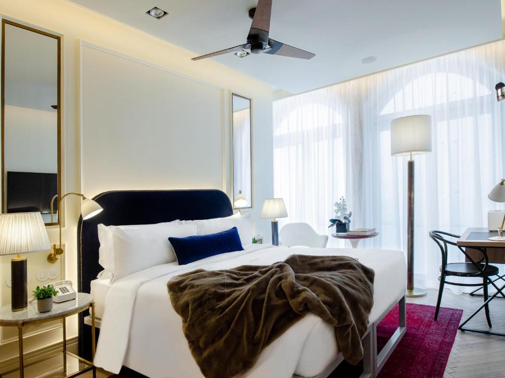 Browns Avenue Hotel - 2