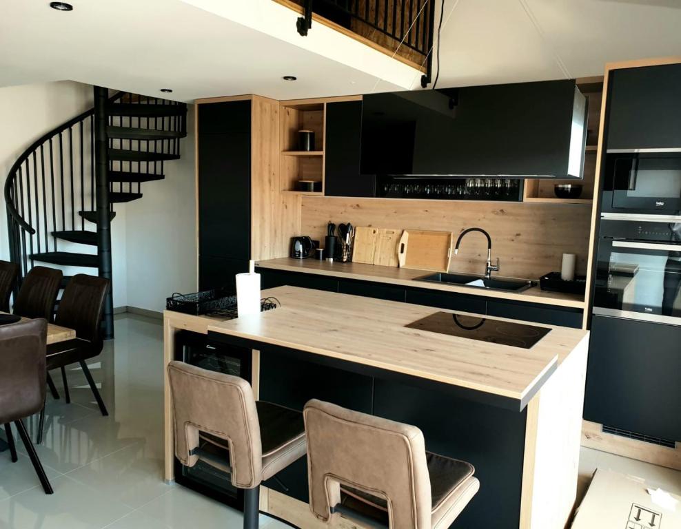 Kuchyňa alebo kuchynka v ubytovaní Apartment Mateo