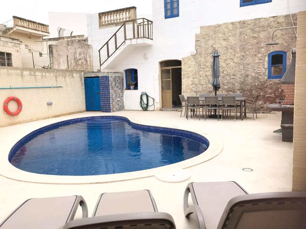 4 Bedroom Farmhouse with Pool Tal- Hawwiela Farmhouse Gozo