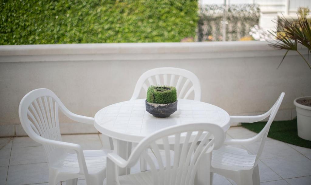 Kép R126 Beachfront Apartment Sant Salvador szállásáról Comarrugában a galériában