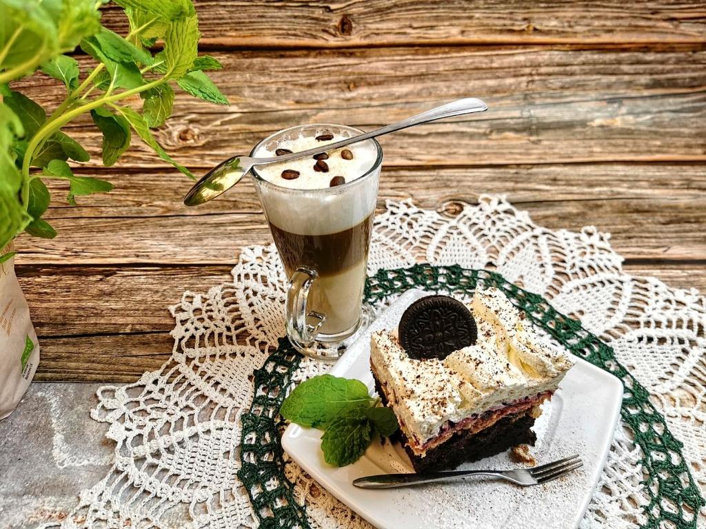 Fotografia z galérie ubytovania "Aleksandrówka" Restauracja i Noclegi v destinácii Horyniec