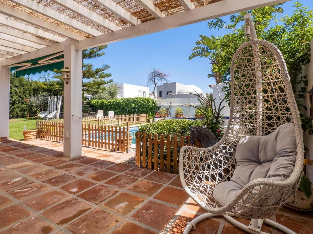 Zahrada ubytování Andalusian Delight Family Villa with 3 bedrooms with Amazing mountains Views