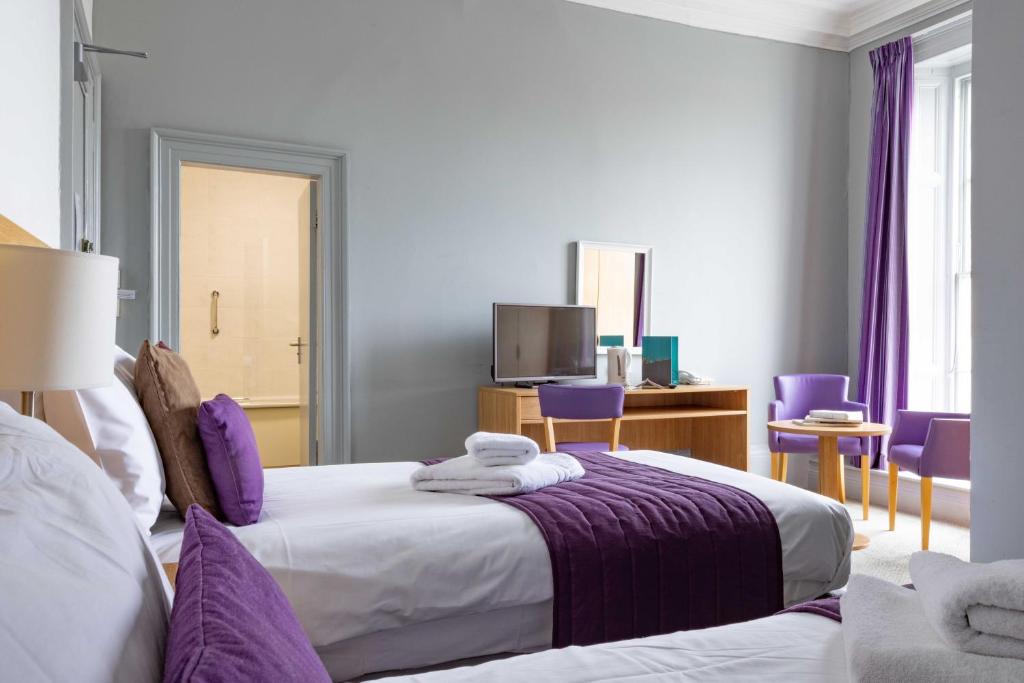 The Marine Hotel - Resim 12