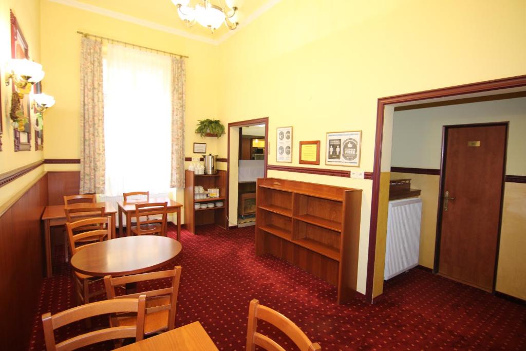 Old Prague Hotel - Resim 43