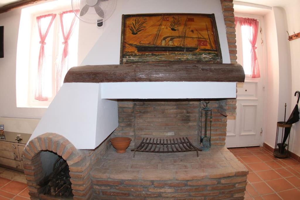 Zdjęcie z galerii obiektu Cosy Double Space Appartment w mieście Andros