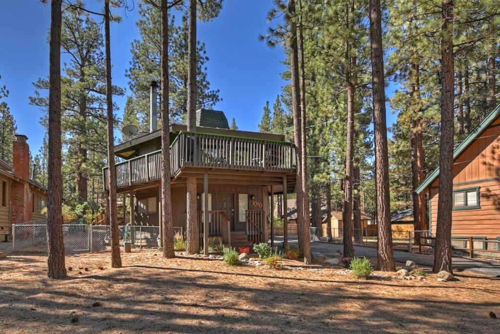 021 - Tree Fort Getaway