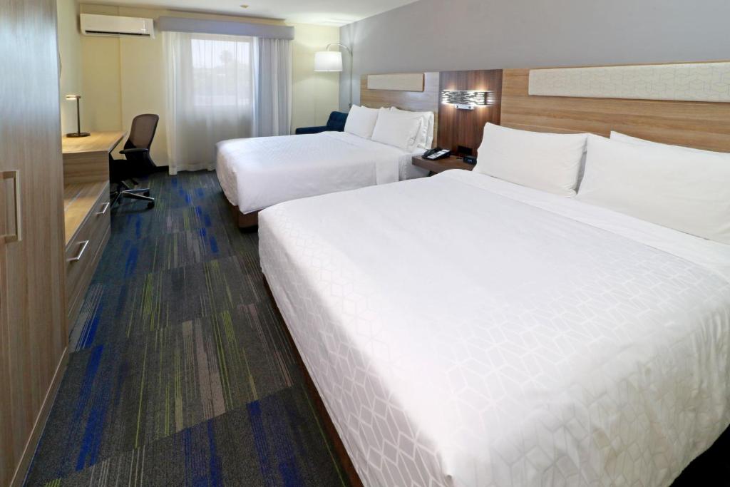 Holiday Inn Express Piedras Negras by IHG - Error