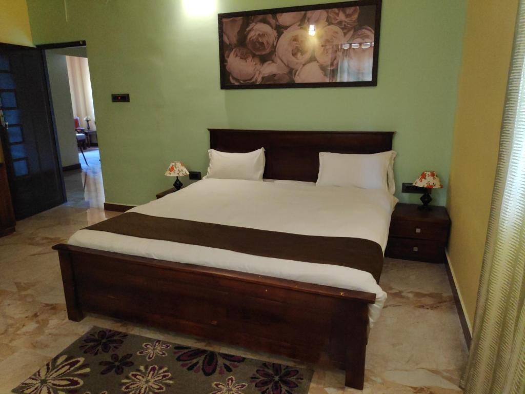 Postel nebo postele na pokoji v ubytování Premier Inn