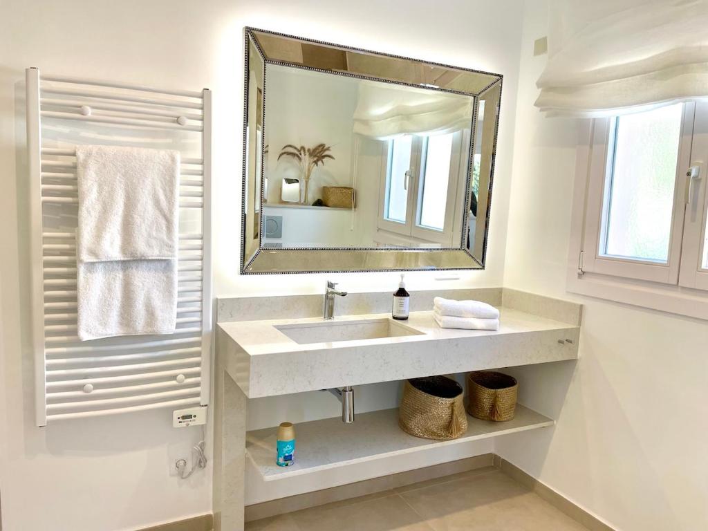 A bathroom at Jávea Apartment Terra