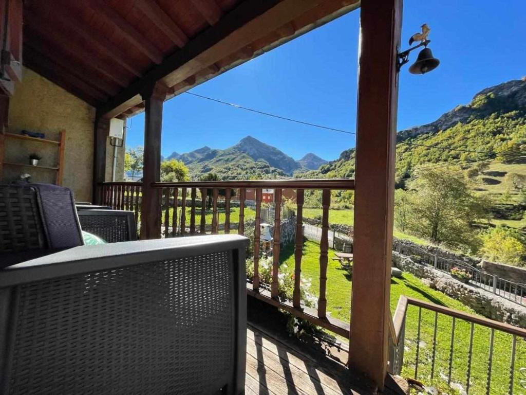 Nespecifikovaný výhled na hory nebo výhled na hory při pohledu z apartmánu