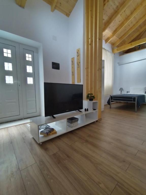 My Home - Entire house in the center of Tirana - Image 2