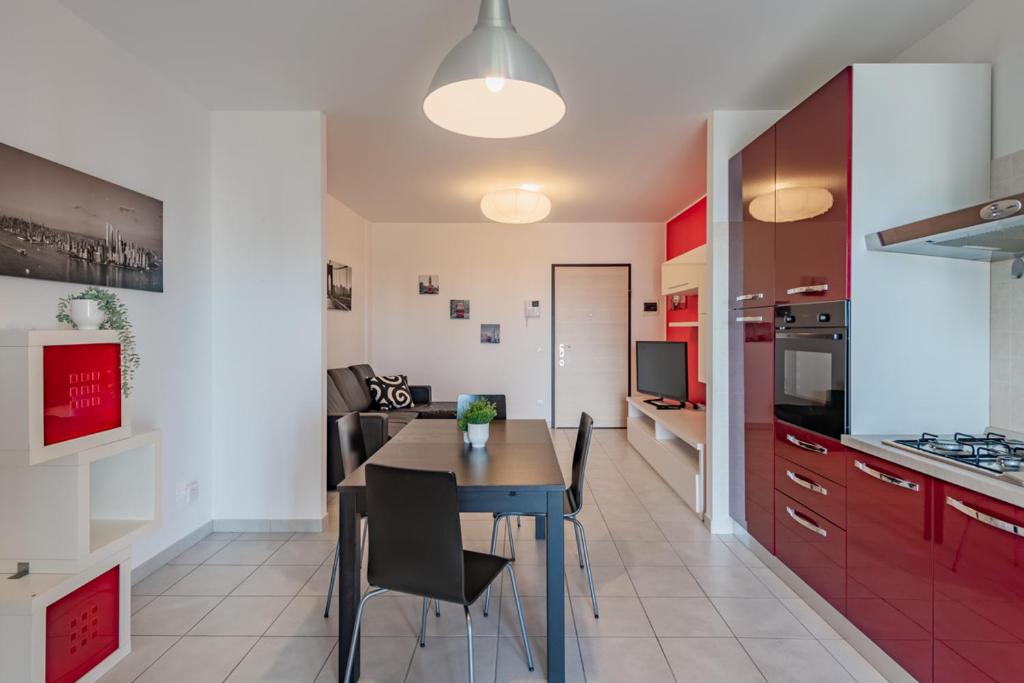 A kitchen or kitchenette at Spataro4 - YourPlace Abruzzo