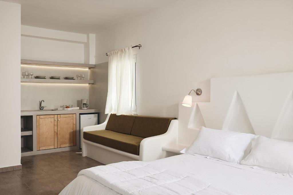 A bed or beds in a room at Kanala Studios