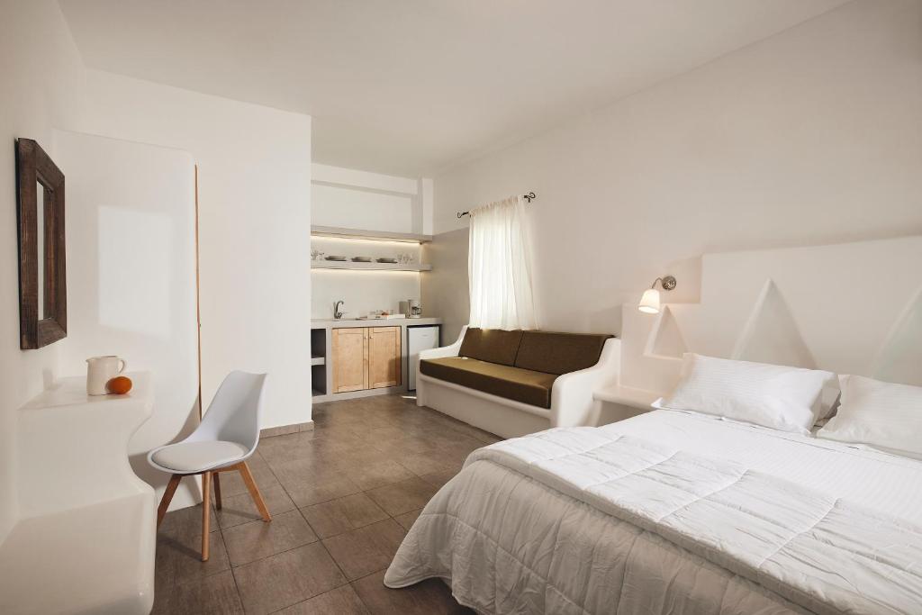 A bed or beds in a room at Kanala Studios