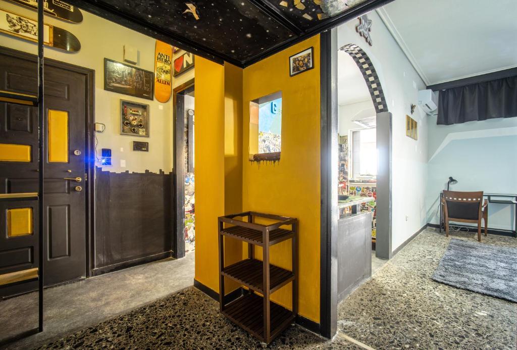 Fotografia z galérie ubytovania Stay-in-Art, Little Imaginary Apt, 20' to Acropolis v Aténach