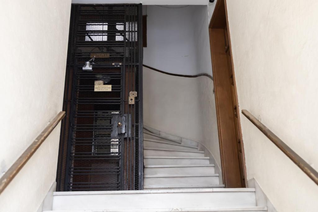 Fotografia z galérie ubytovania Ideal 4 bdr Apartment in Plaka for 10! v Aténach