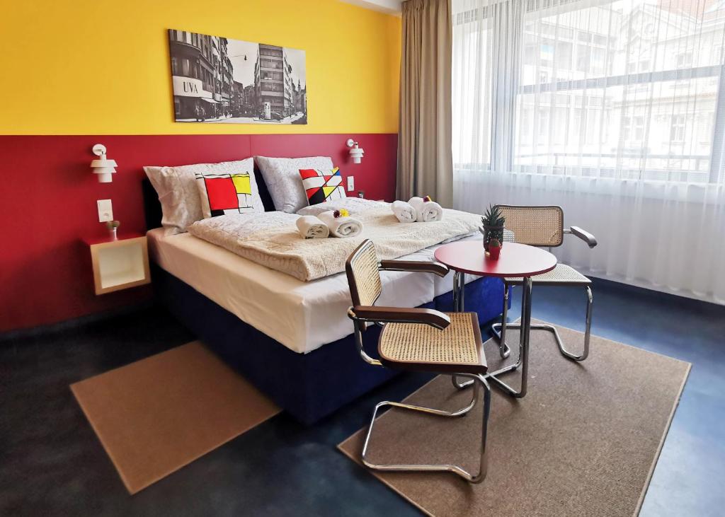 Hotel Avion - National Cultural Monument - ICONIC HOUSES ORG - Resim 27