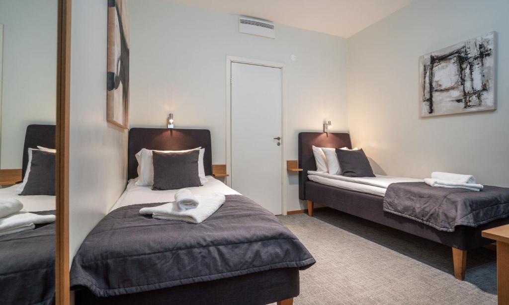 
Moderate Twin Room without Window
