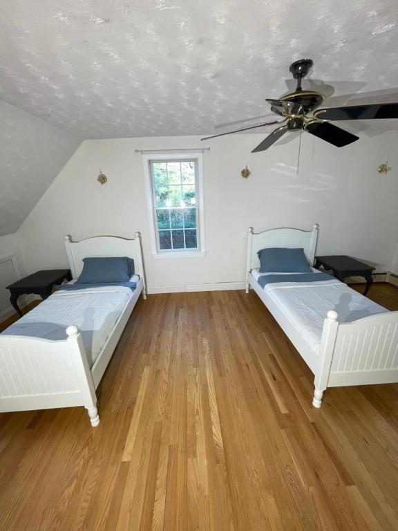 Lovely Cape 4BR+with private POOL