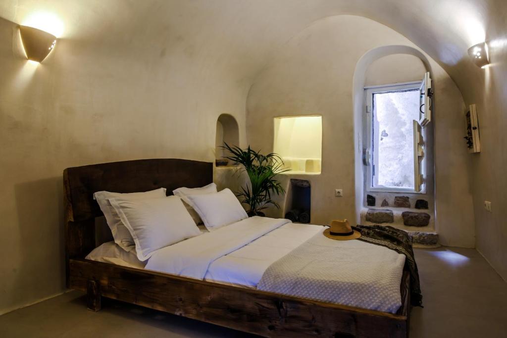 Exi Castle Suites - 1